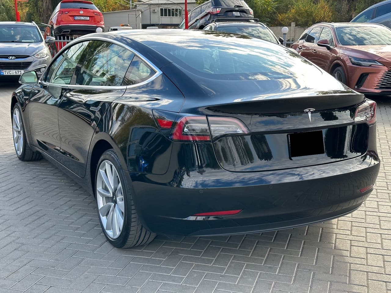 Tesla Model 3 2019 — Миниатюра 2