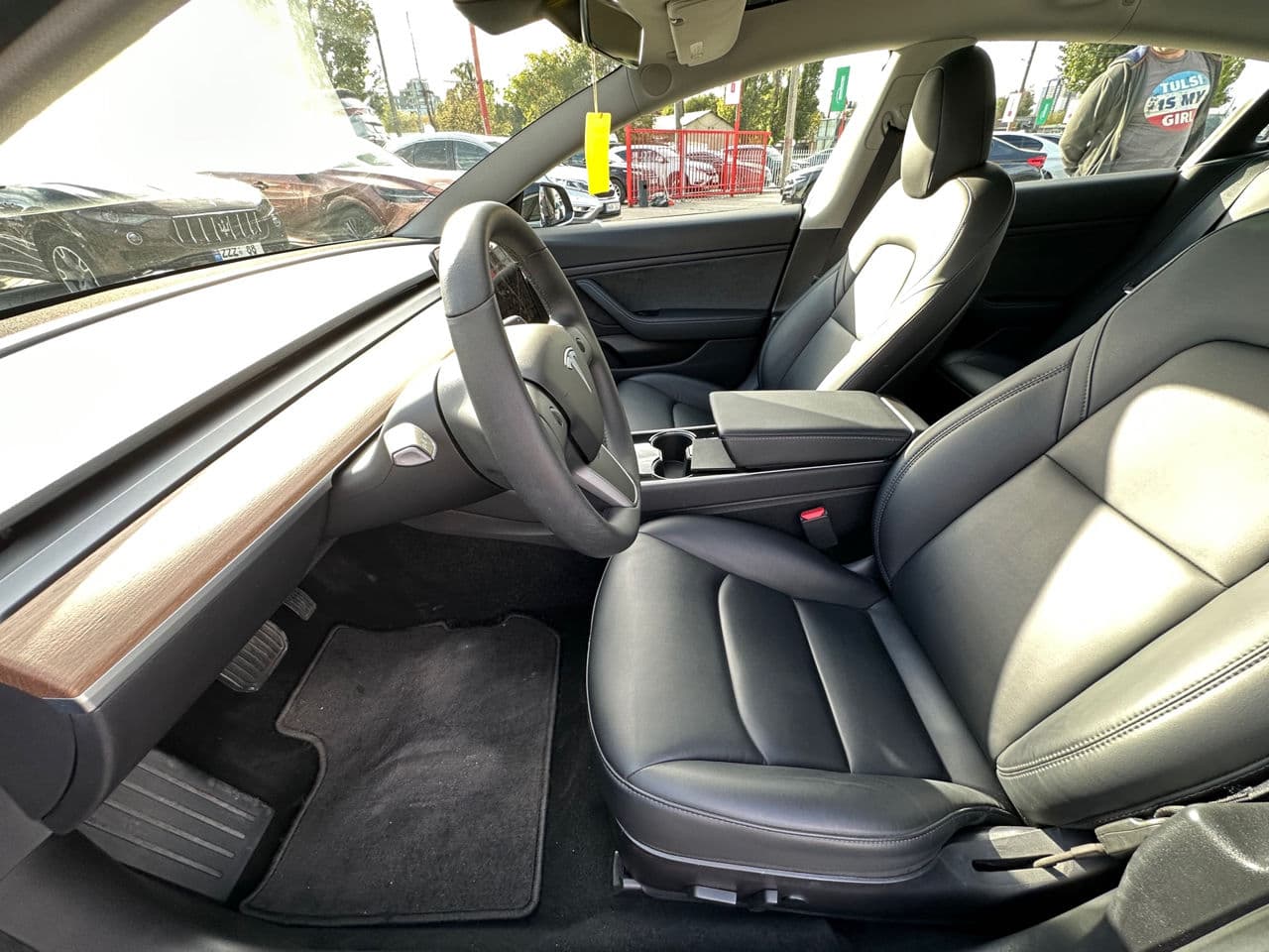 Tesla Model 3 2019 — Миниатюра 6