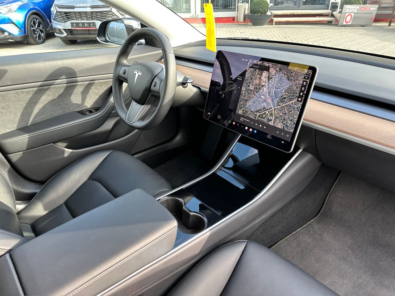 Tesla Model 3 2019 — Миниатюра 13