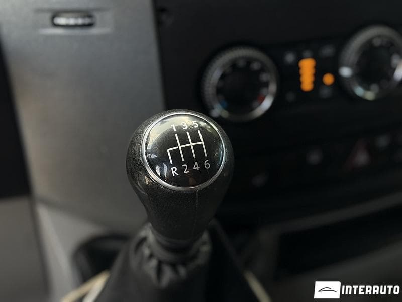 2015 Volkswagen Crafter — Miniatură 15