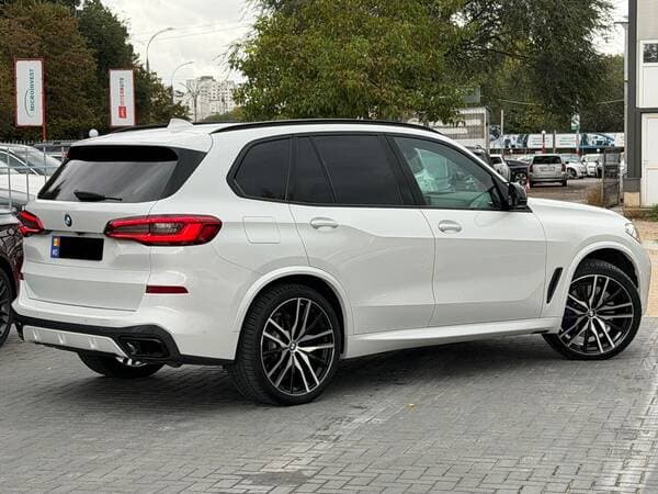 2019 BMW X5 4.0i — Miniatură 4