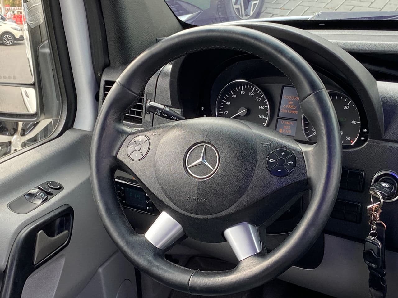 Mercedes Sprinter 2015 — Миниатюра 8