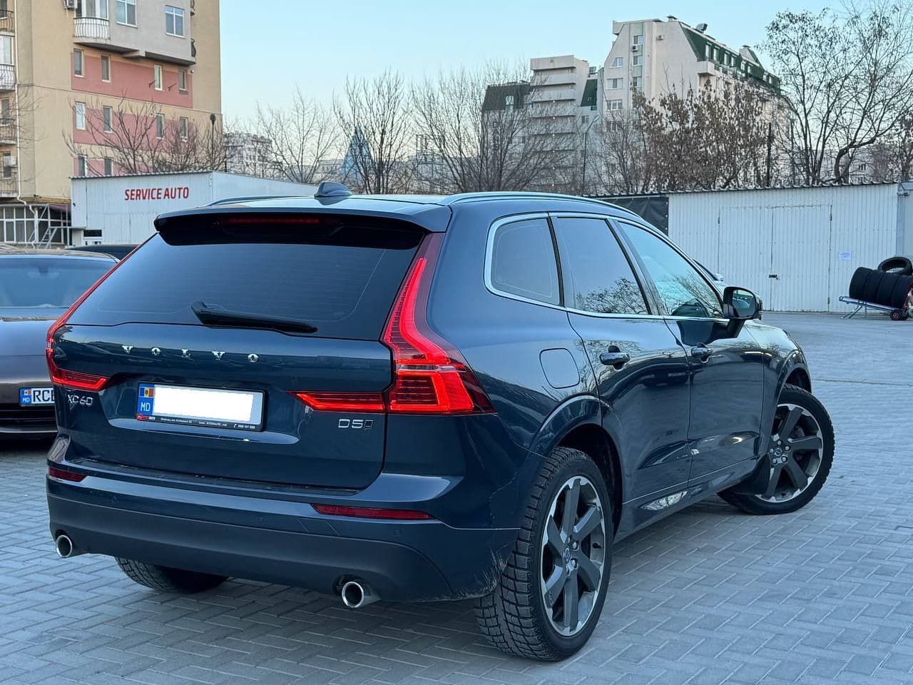 Volvo XC 60 2018 — Миниатюра 4