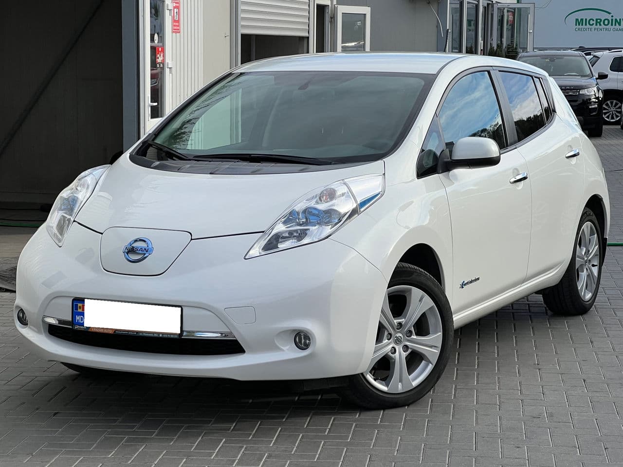 Nissan Leaf 2015 — Миниатюра 2