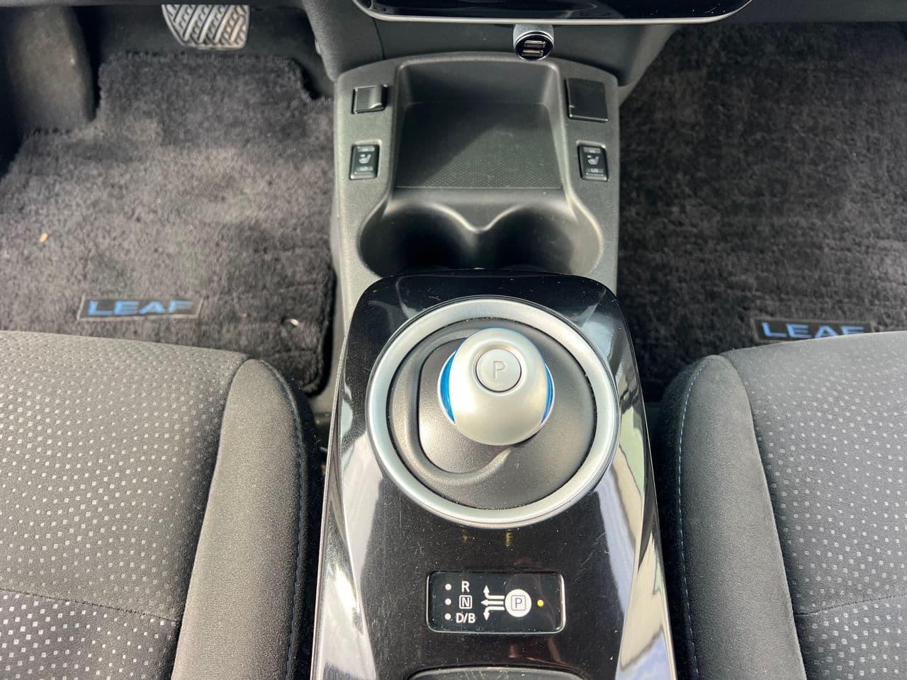 Nissan Leaf 2015 — Миниатюра 15