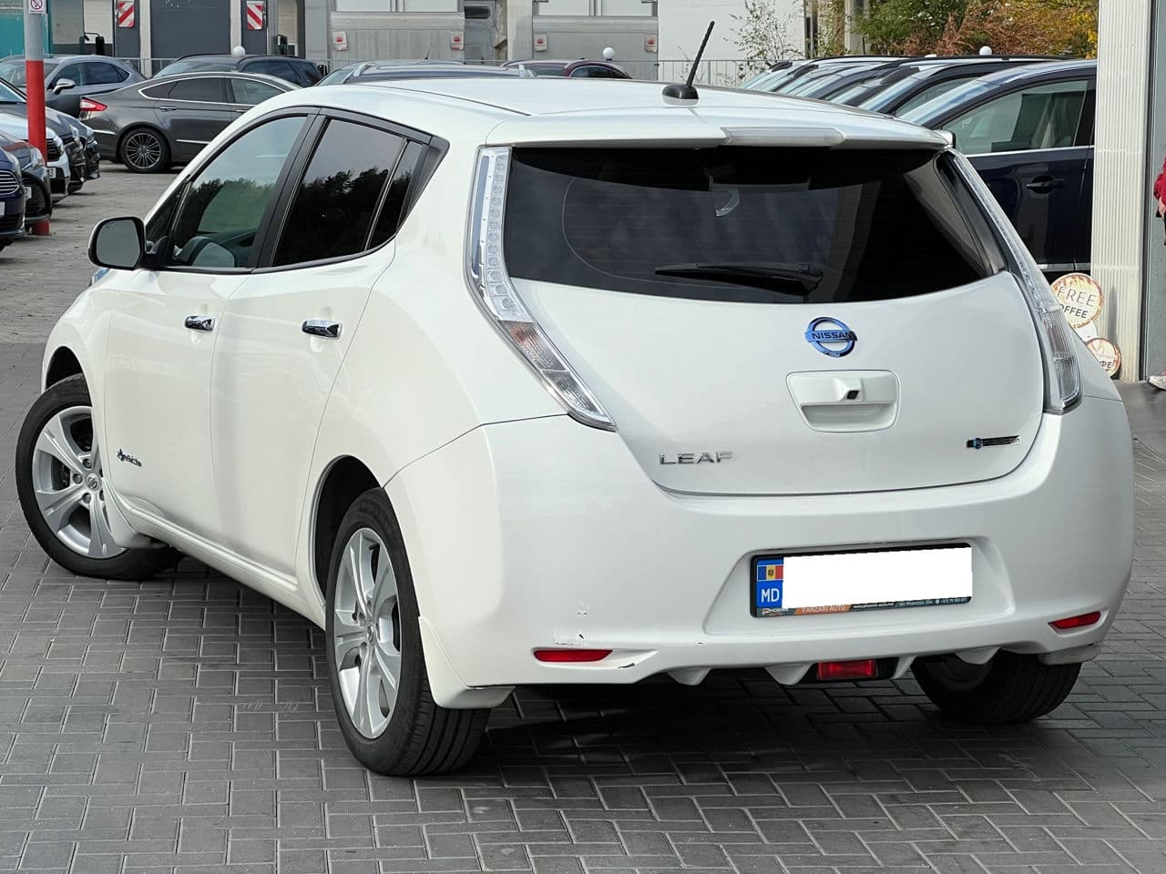 Nissan Leaf 2015 — Миниатюра 4