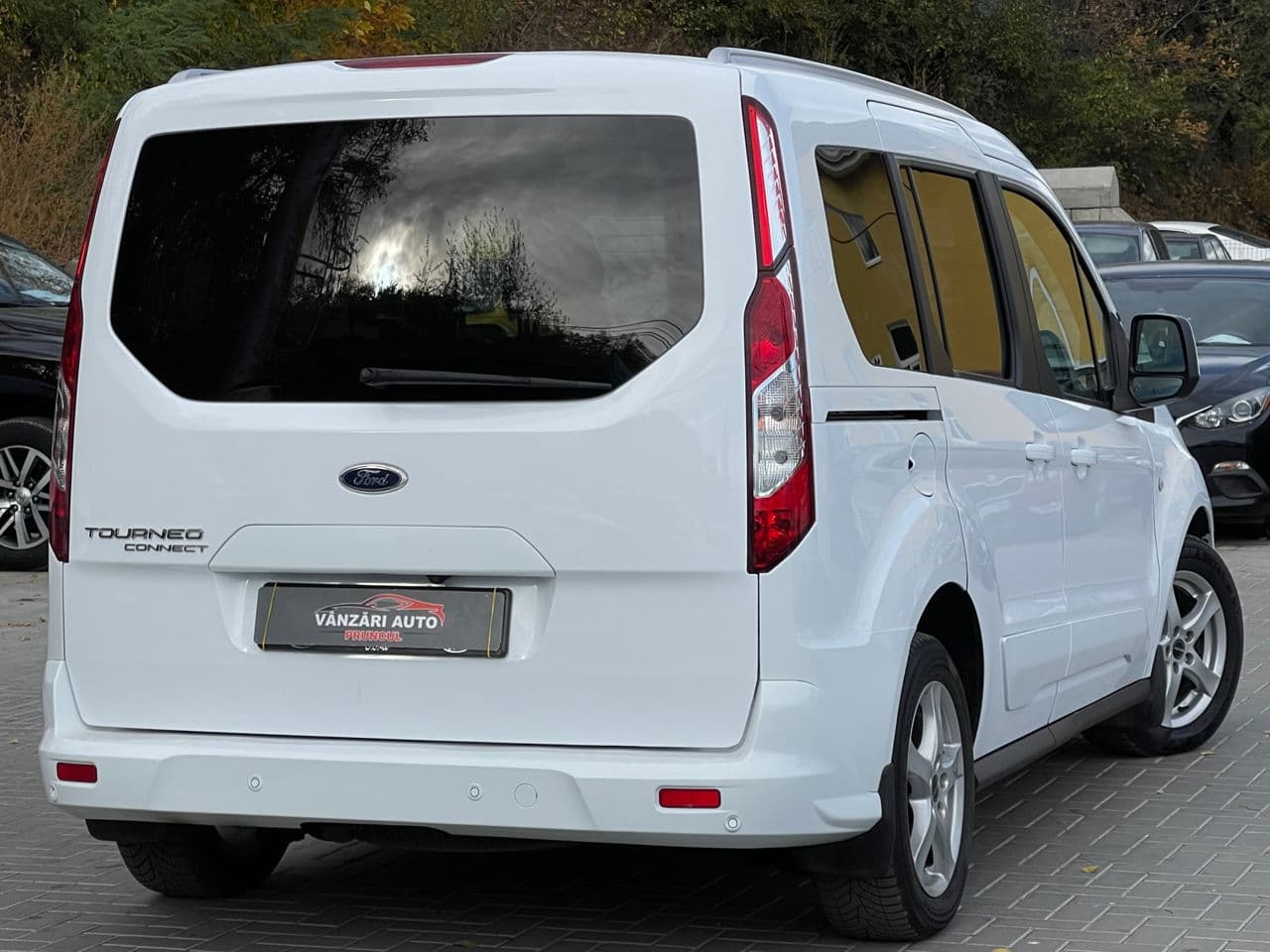 Ford Tourneo Connect 2015 — Миниатюра 2