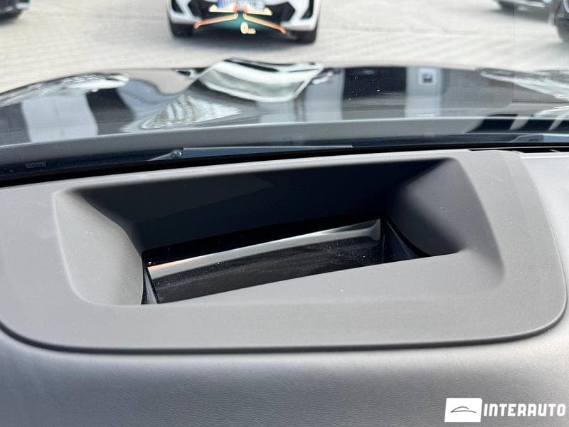 2023 BMW X5 4.0i — Miniatură 10