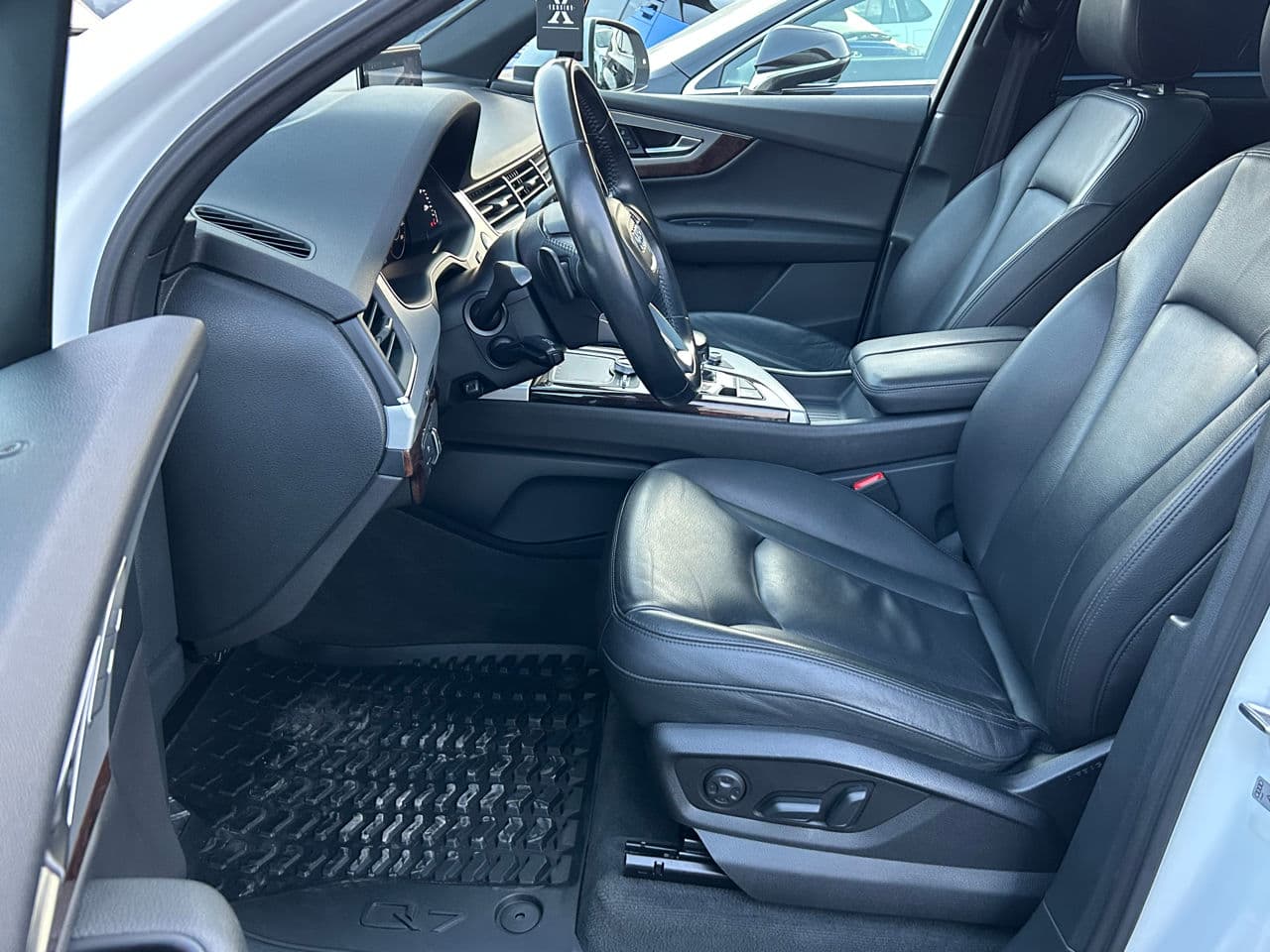 Audi Q7 2017 — Миниатюра 9