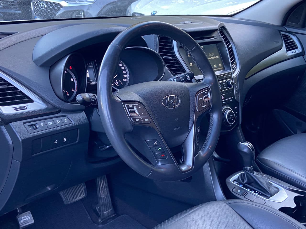 Hyundai Santa Fe 2016 — Миниатюра 9