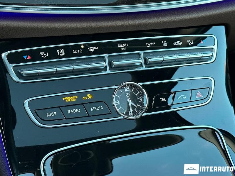 Mercedes E 220 2017 — Миниатюра 19