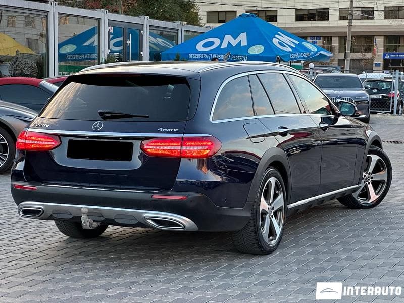 Mercedes E 220 2017 — Миниатюра 4