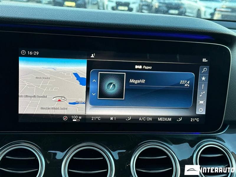 Mercedes E 220 2017 — Миниатюра 13