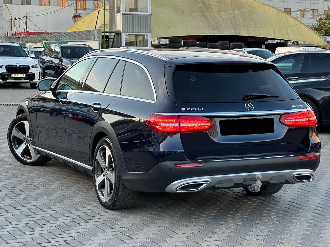 Mercedes E 220 2017 — Миниатюра 2