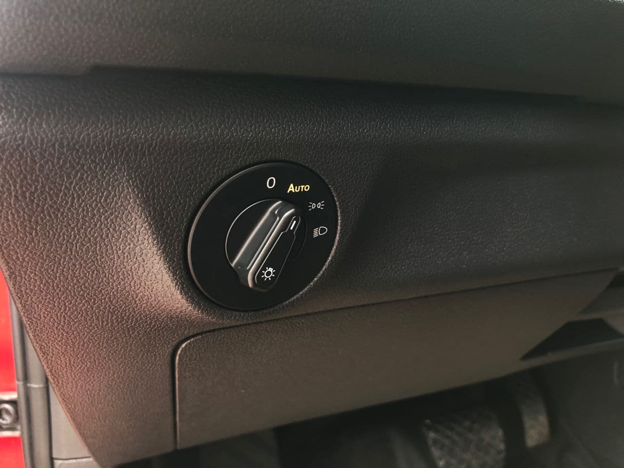 Volkswagen Jetta 2019 — Миниатюра 8