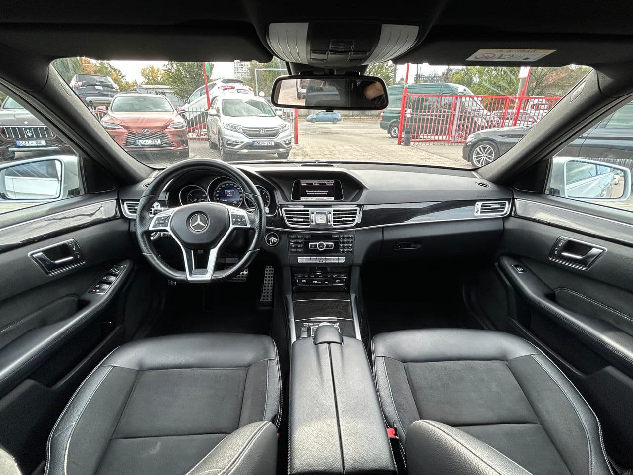 Mercedes E 200 2013 — Миниатюра 8