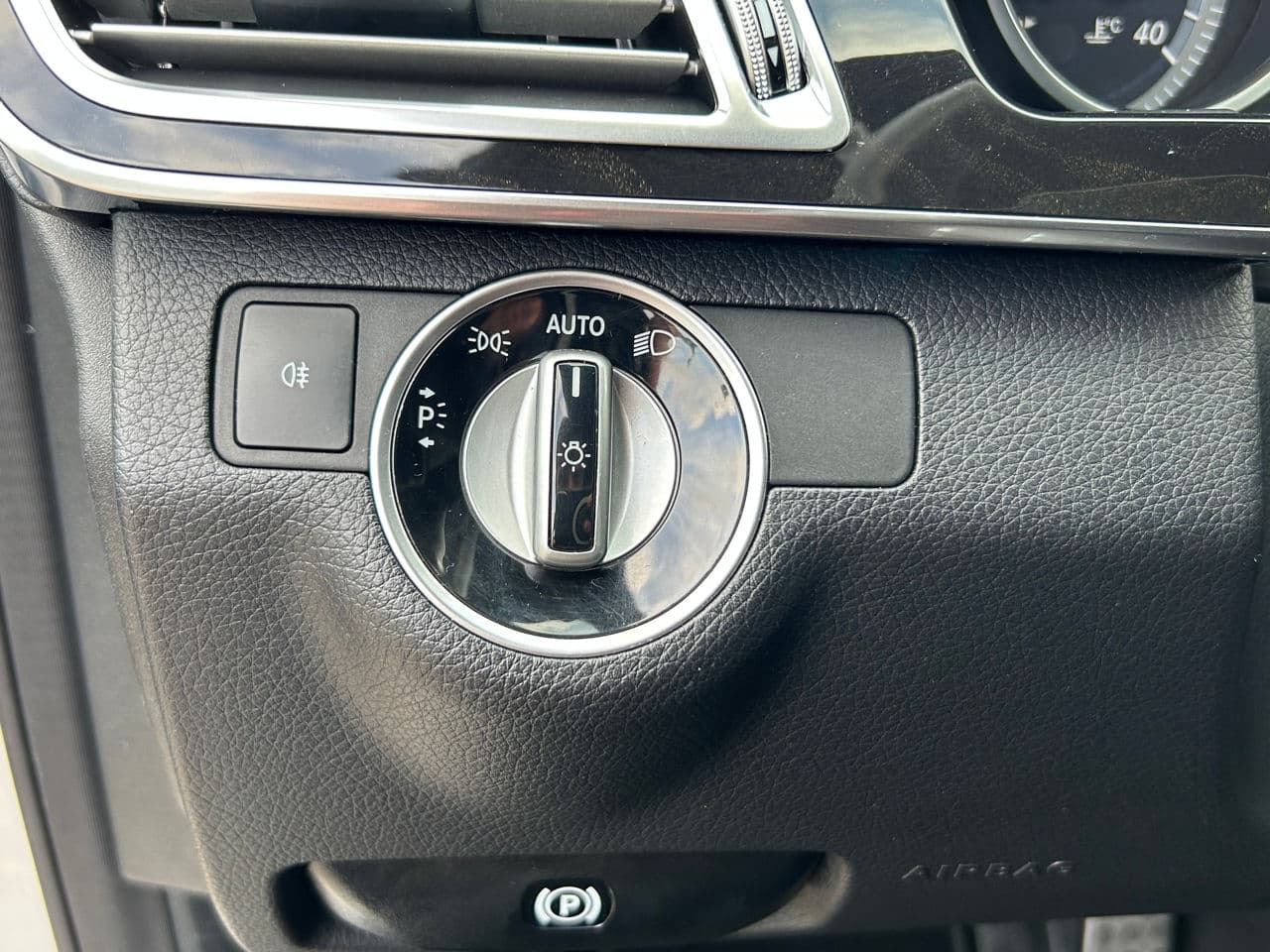 Mercedes E 200 2013 — Миниатюра 9