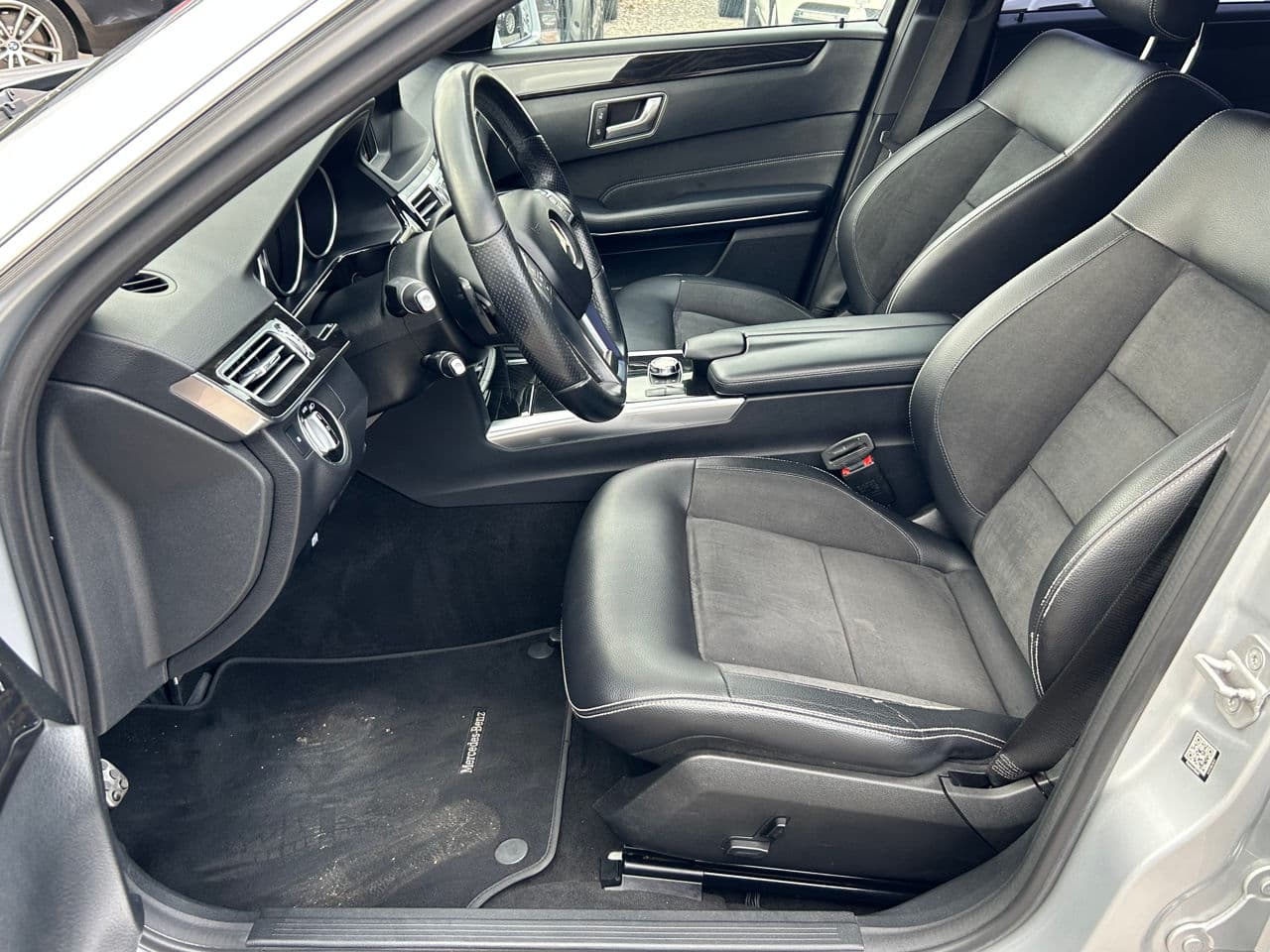 Mercedes E 200 2013 — Миниатюра 7