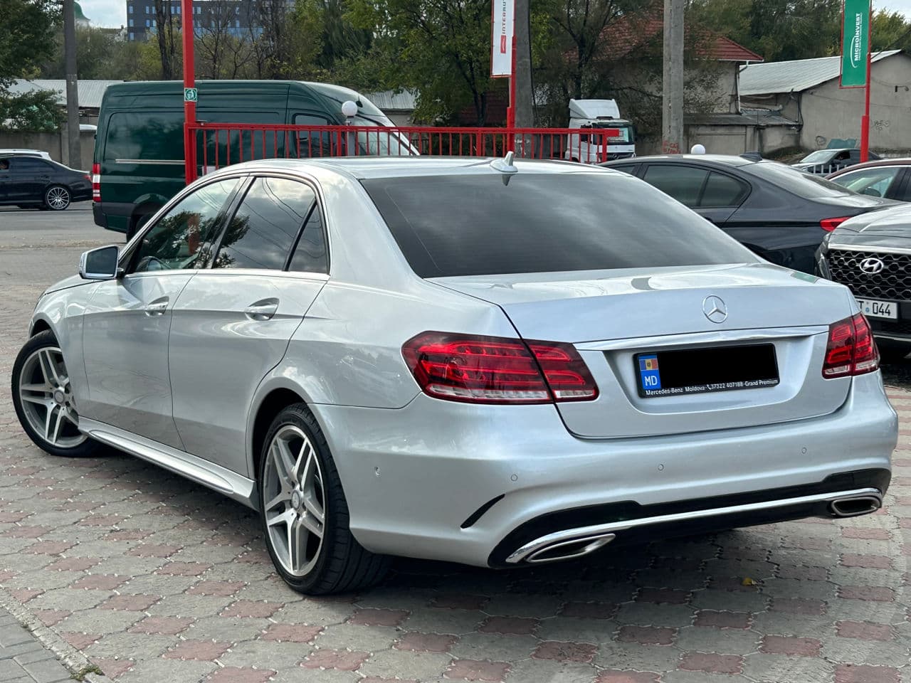 Mercedes E 200 2013 — Миниатюра 2