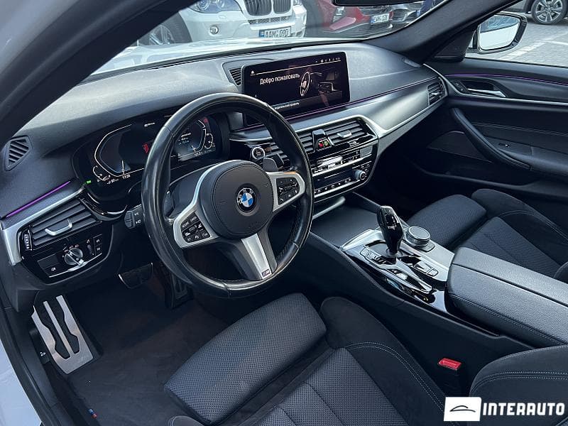 BMW 545e 2021 — Миниатюра 7