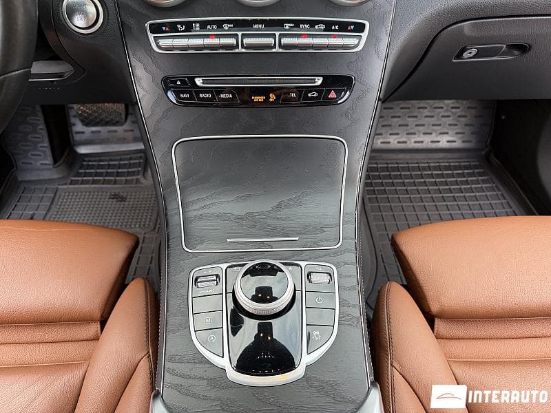 2018 Mercedes GLC 250d Coupe — Miniatură 16