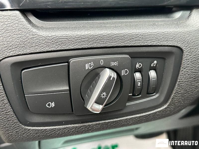2019 BMW X1 1.6D — Miniatură 19