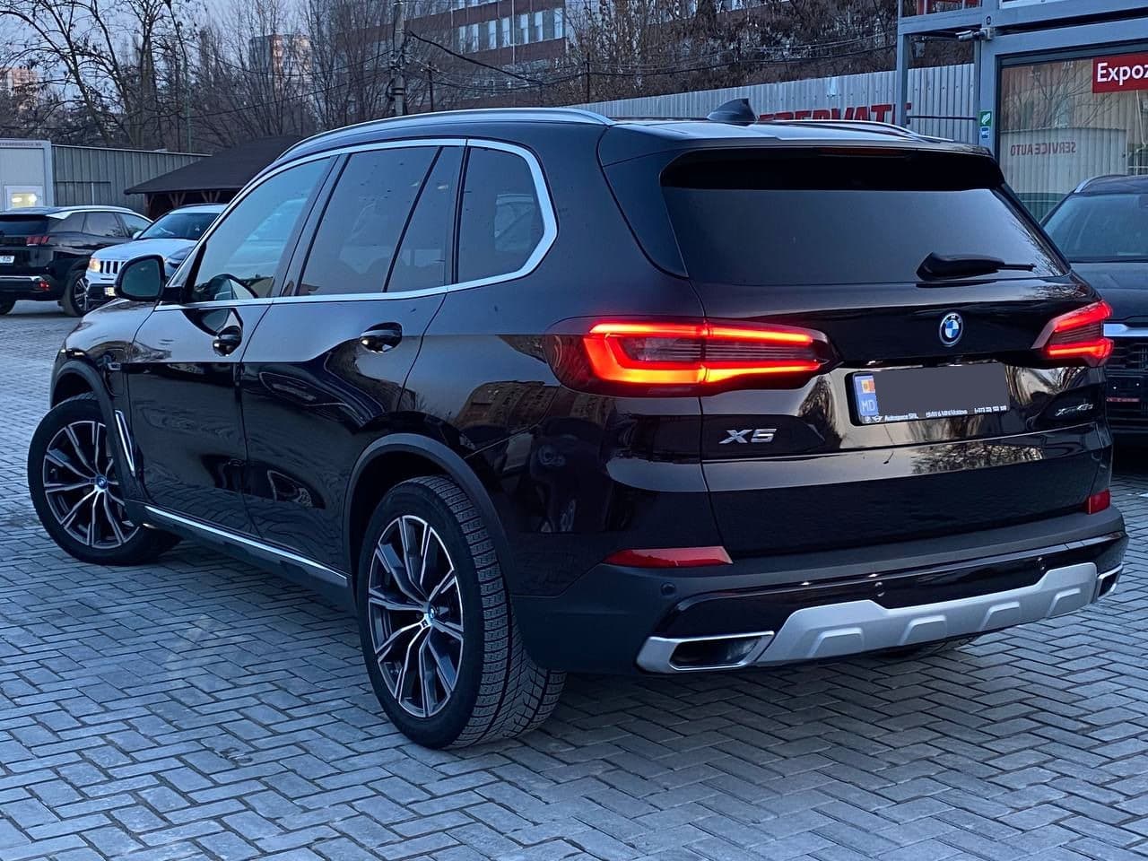 BMW X5 4.5e 2021 — Миниатюра 2