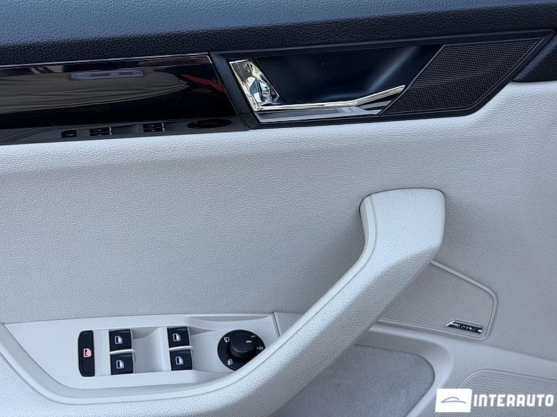 Skoda Superb 2017 — Миниатюра 16