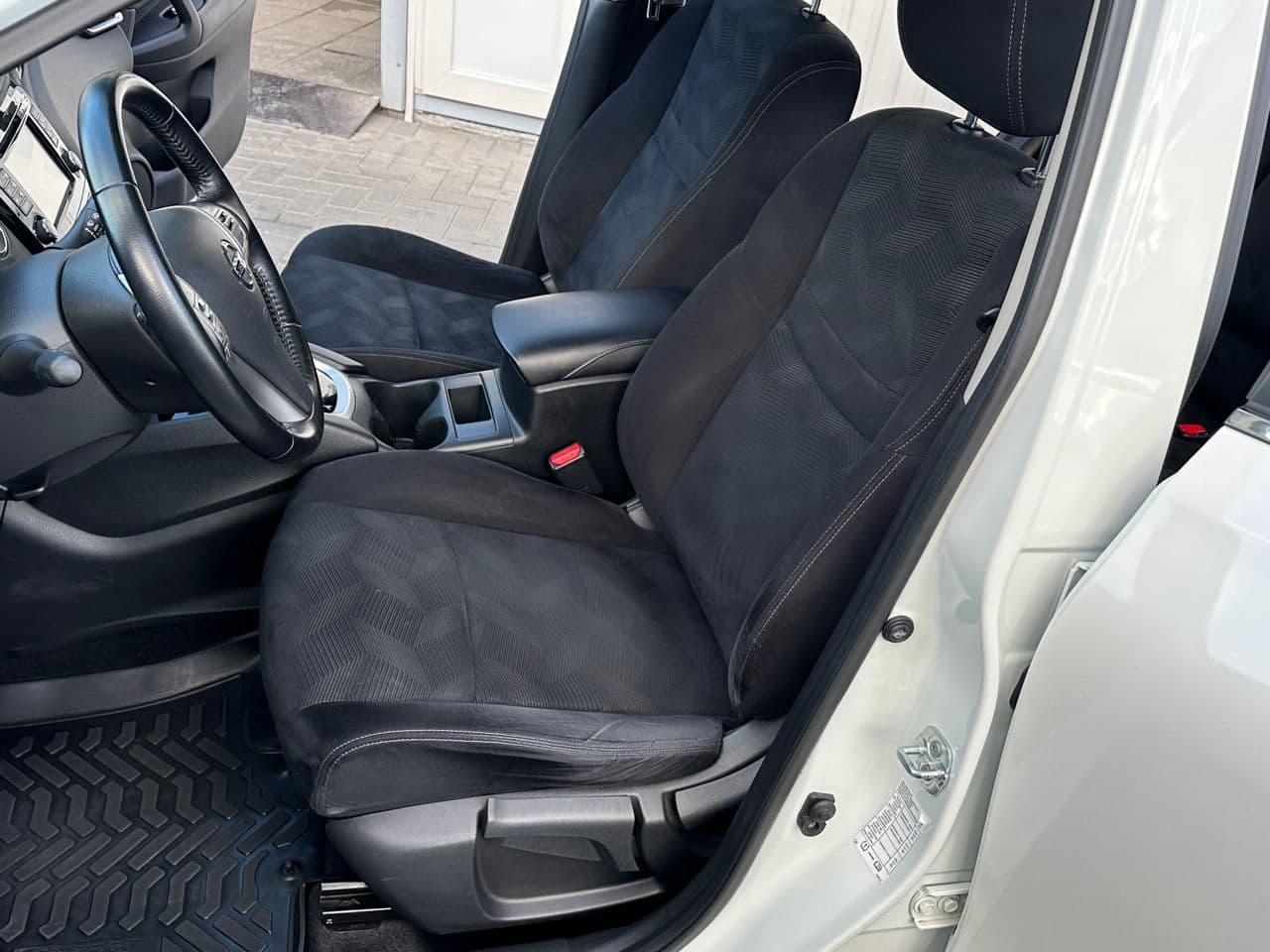 Nissan X-Trail 2016 — Миниатюра 5