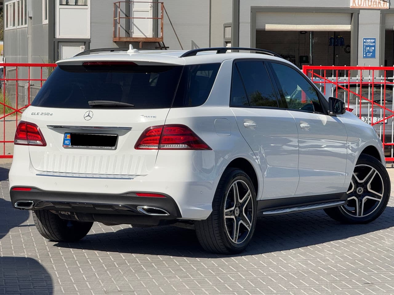 Mercedes GLE 250 2017 — Миниатюра 3