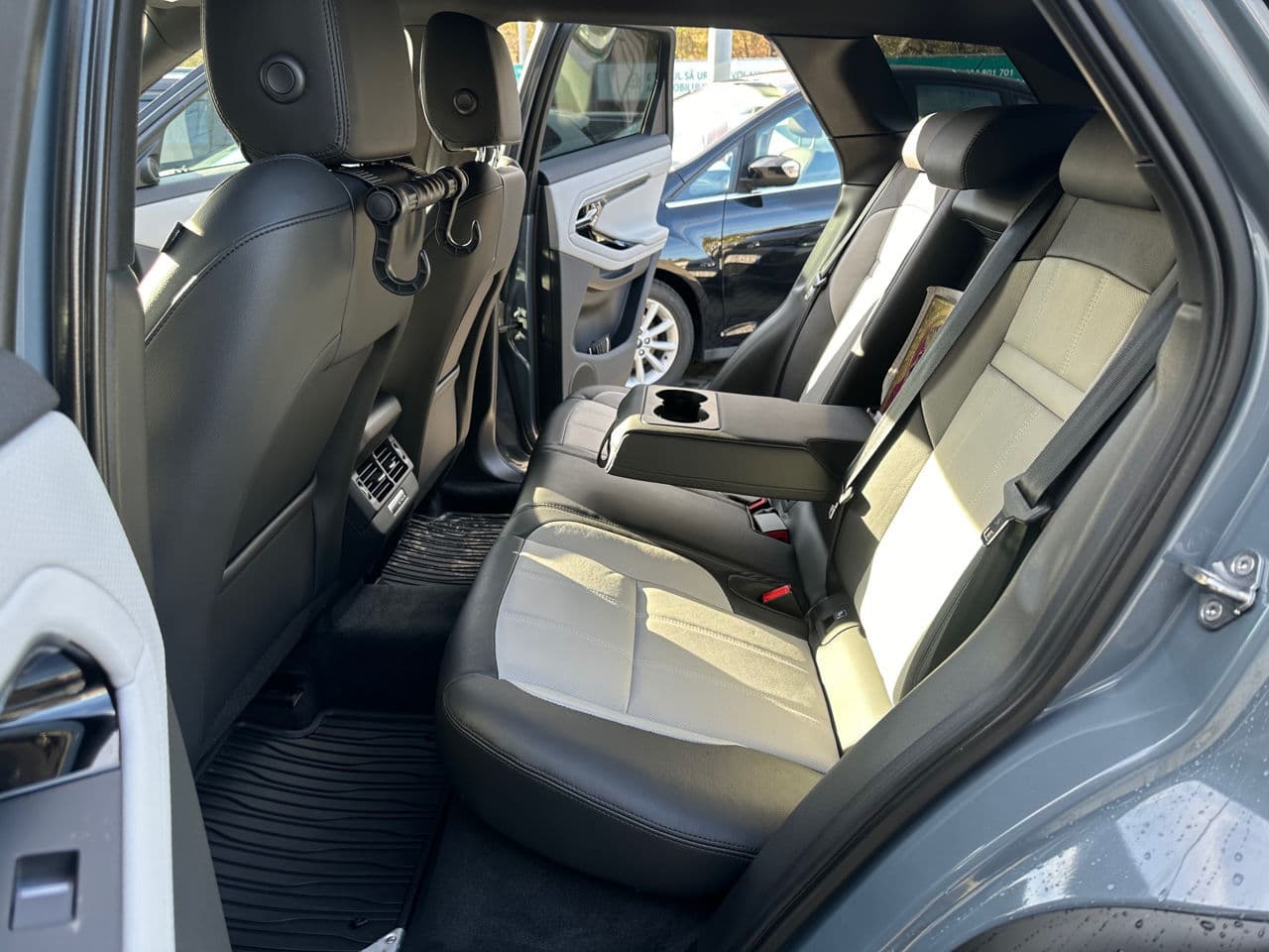 Land Rover Range Rover Evoque 2022 — Миниатюра 17