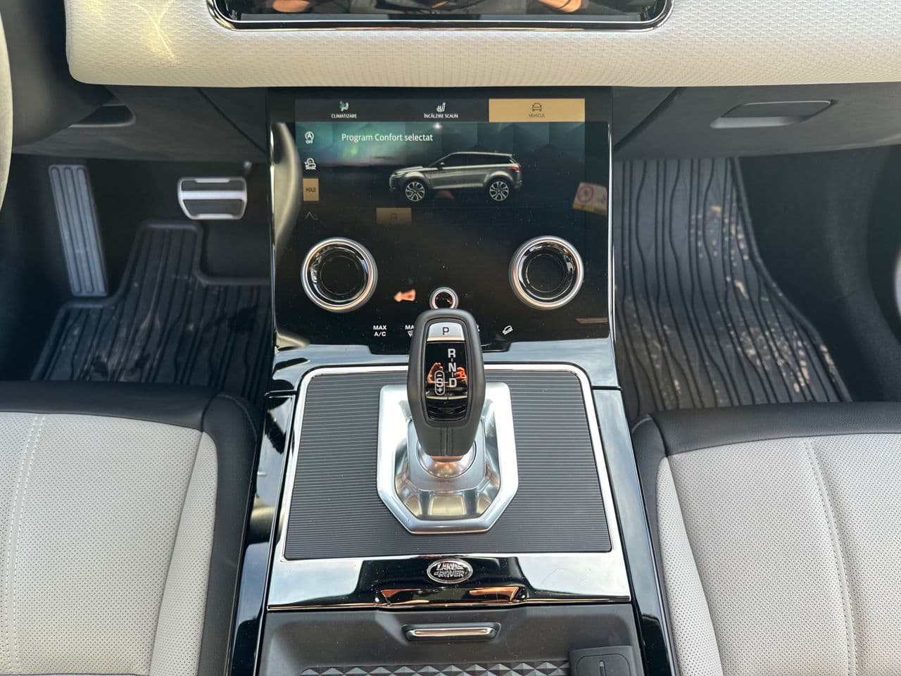 Land Rover Range Rover Evoque 2022 — Миниатюра 13