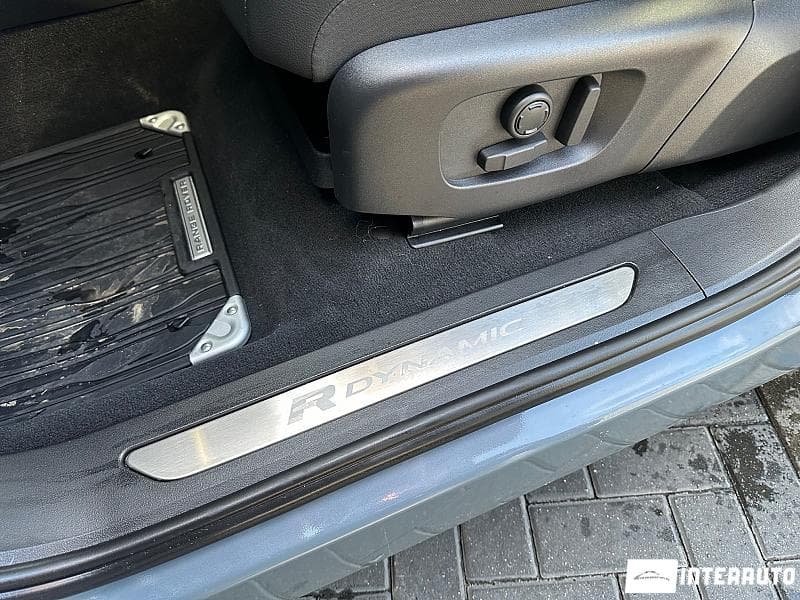 Land Rover Range Rover Evoque 2022 — Миниатюра 15