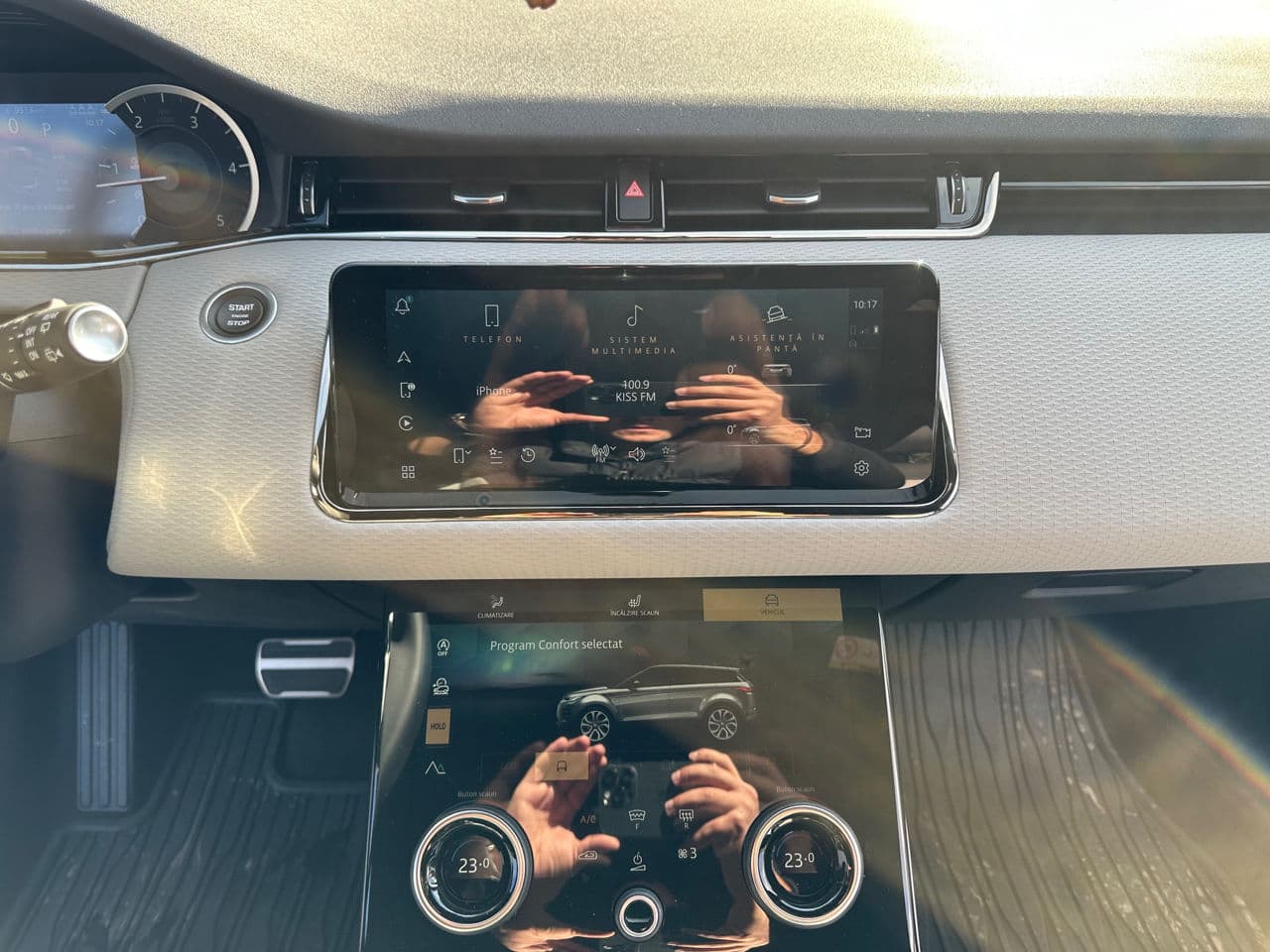 Land Rover Range Rover Evoque 2022 — Миниатюра 11