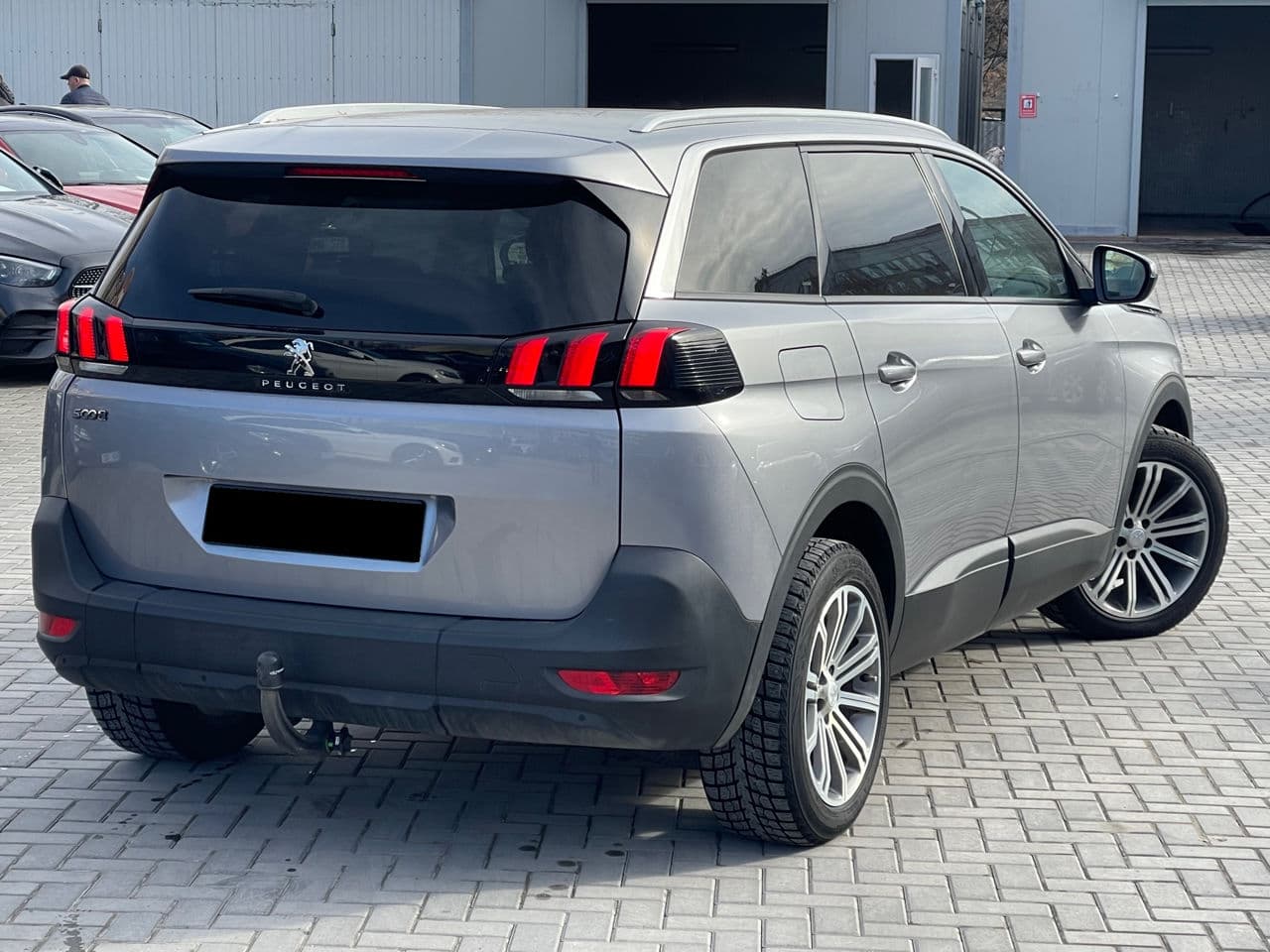 Peugeot 5008 2018 — Миниатюра 2