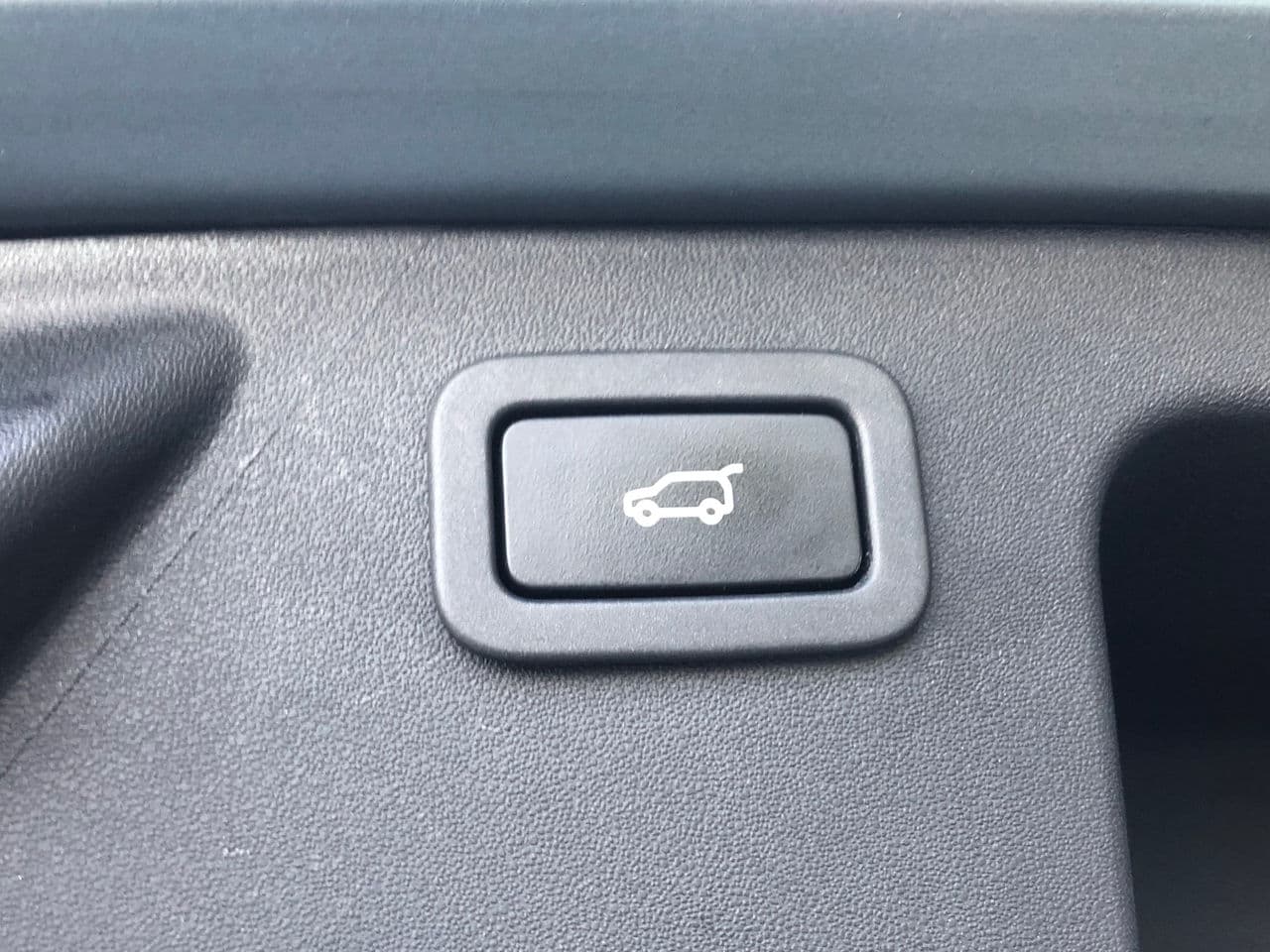 Land Rover Discovery Sport 2016 — Миниатюра 19