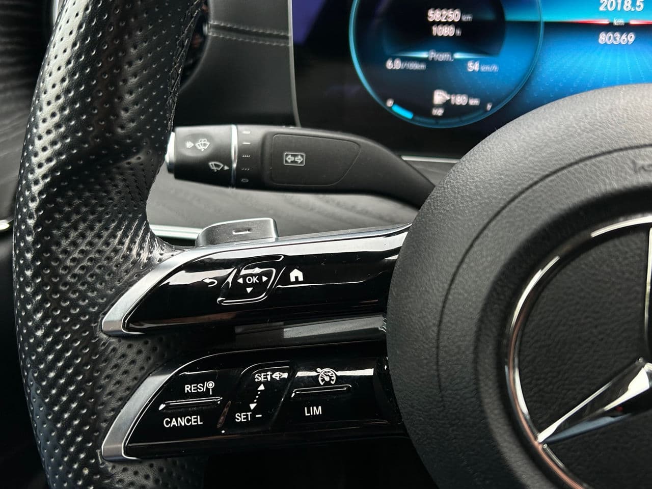 Mercedes E 220 2021 — Миниатюра 10