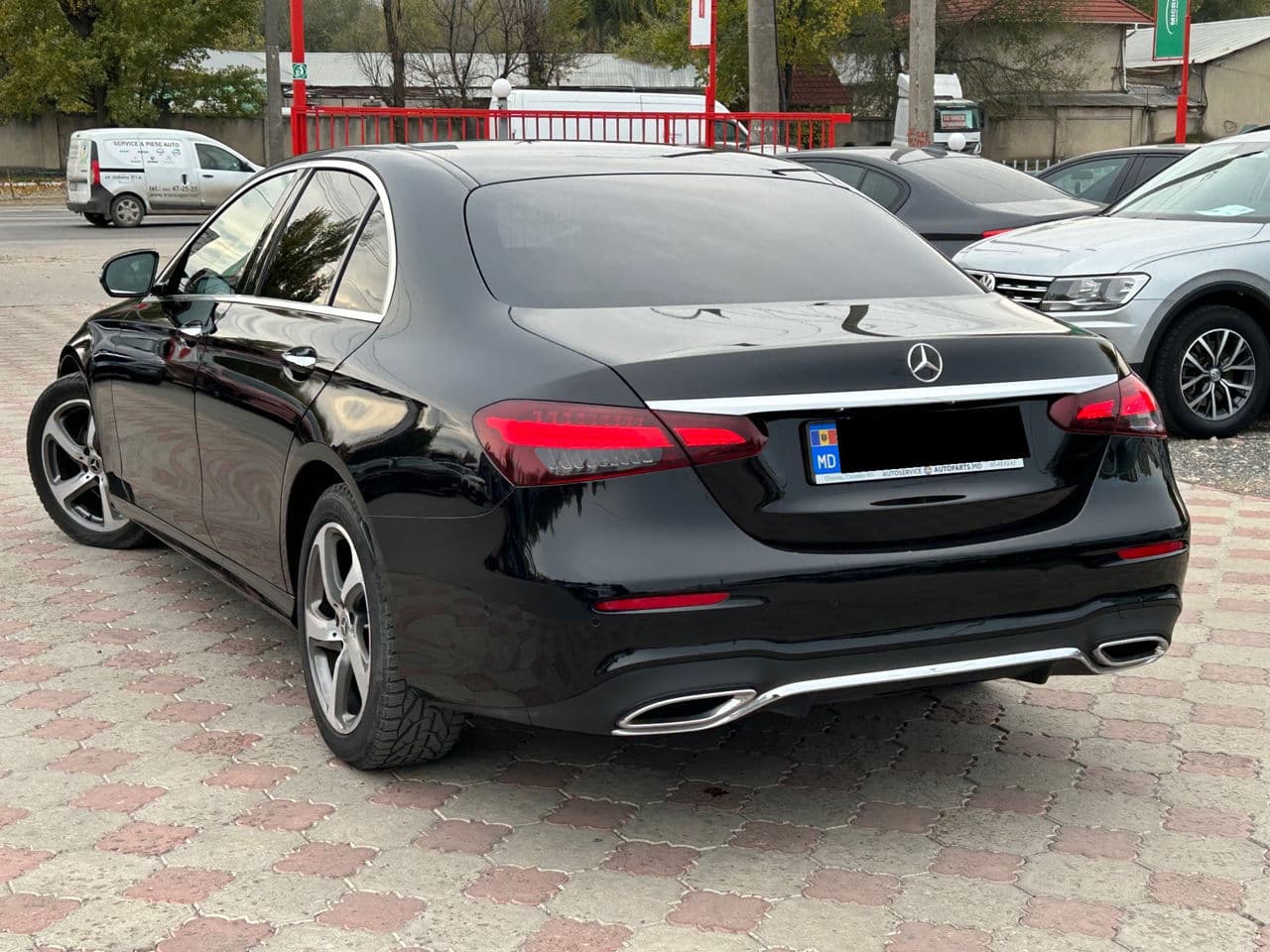 Mercedes E 220 2021 — Миниатюра 2