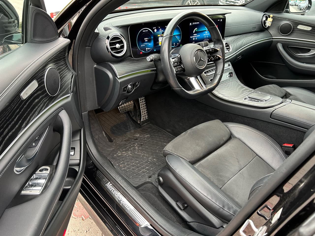 Mercedes E 220 2021 — Миниатюра 6