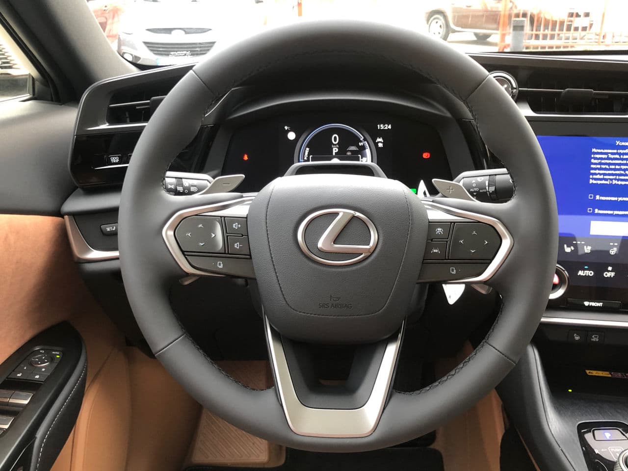 Lexus RZ 450e 2023 — Миниатюра 10
