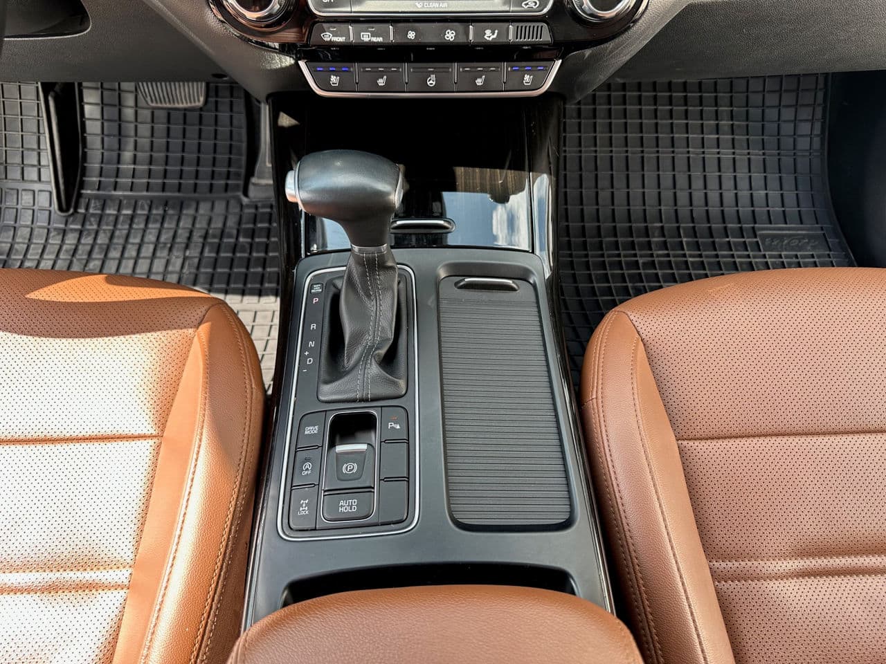 Kia Sorento 2018 — Миниатюра 12