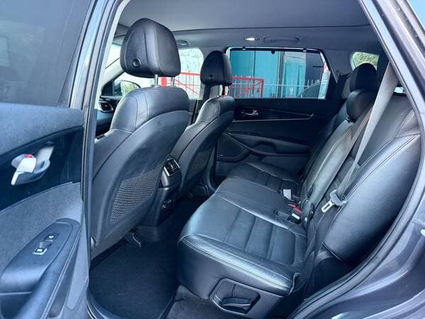 2015 Kia Sorento — Miniatură 21