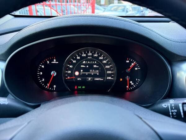 2015 Kia Sorento — Miniatură 11