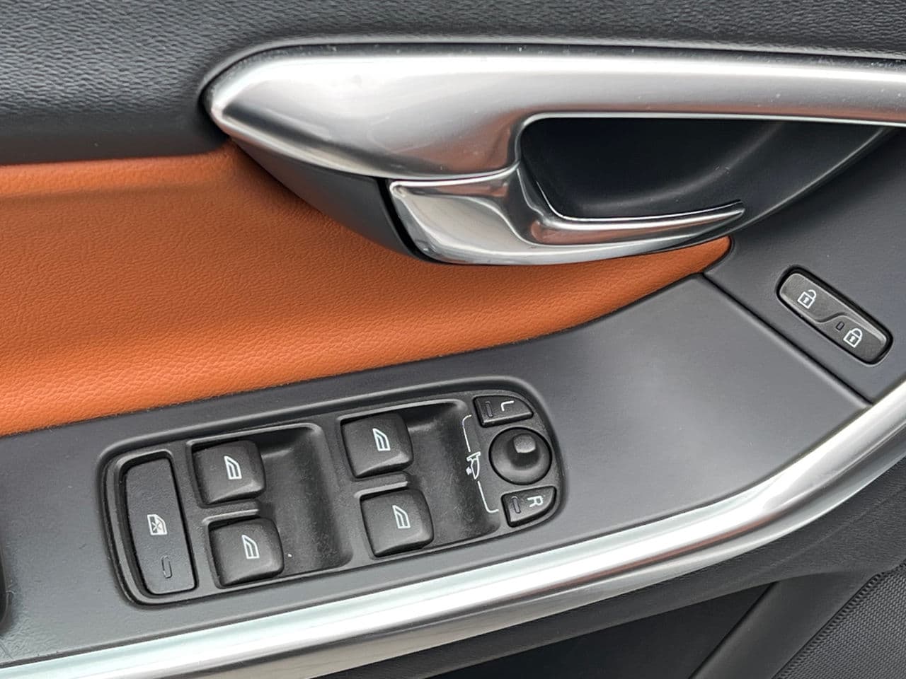 Volvo V 60 2014 — Миниатюра 5