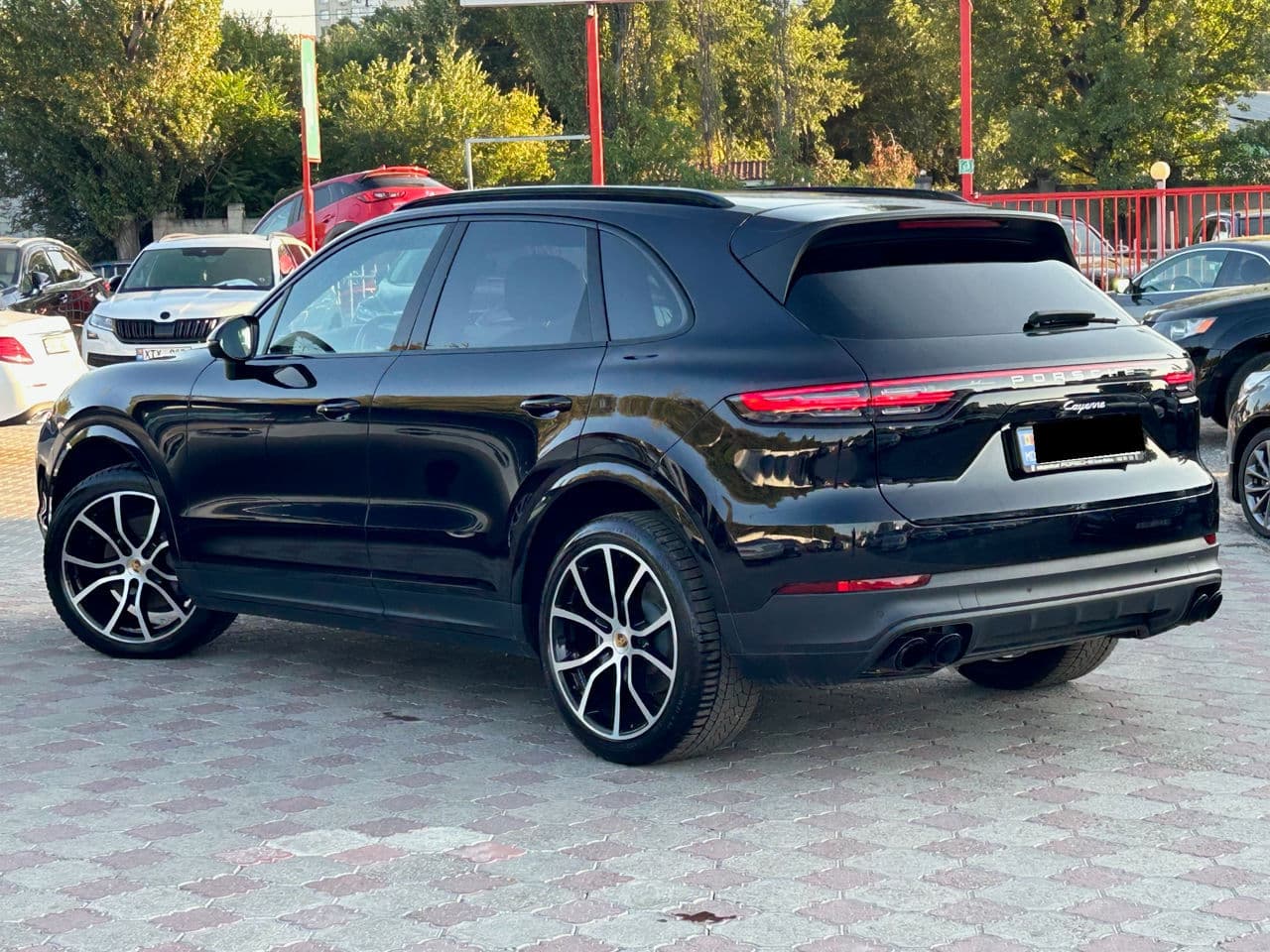 Porsche Cayenne 2019 — Миниатюра 2