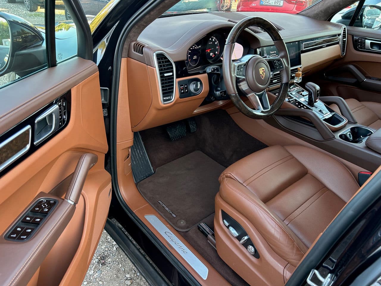 Porsche Cayenne 2019 — Миниатюра 5