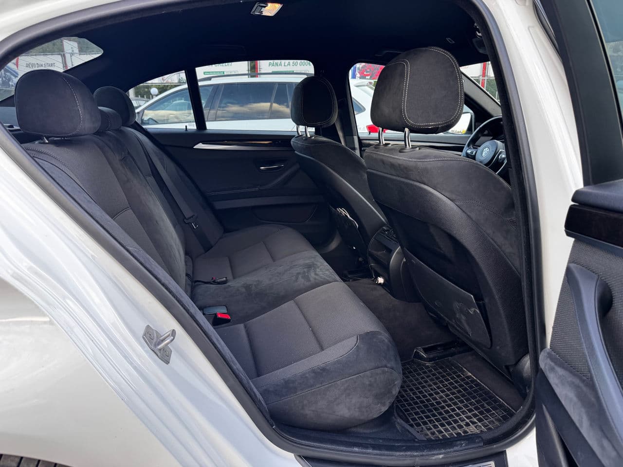 BMW 520 2016 — Миниатюра 8