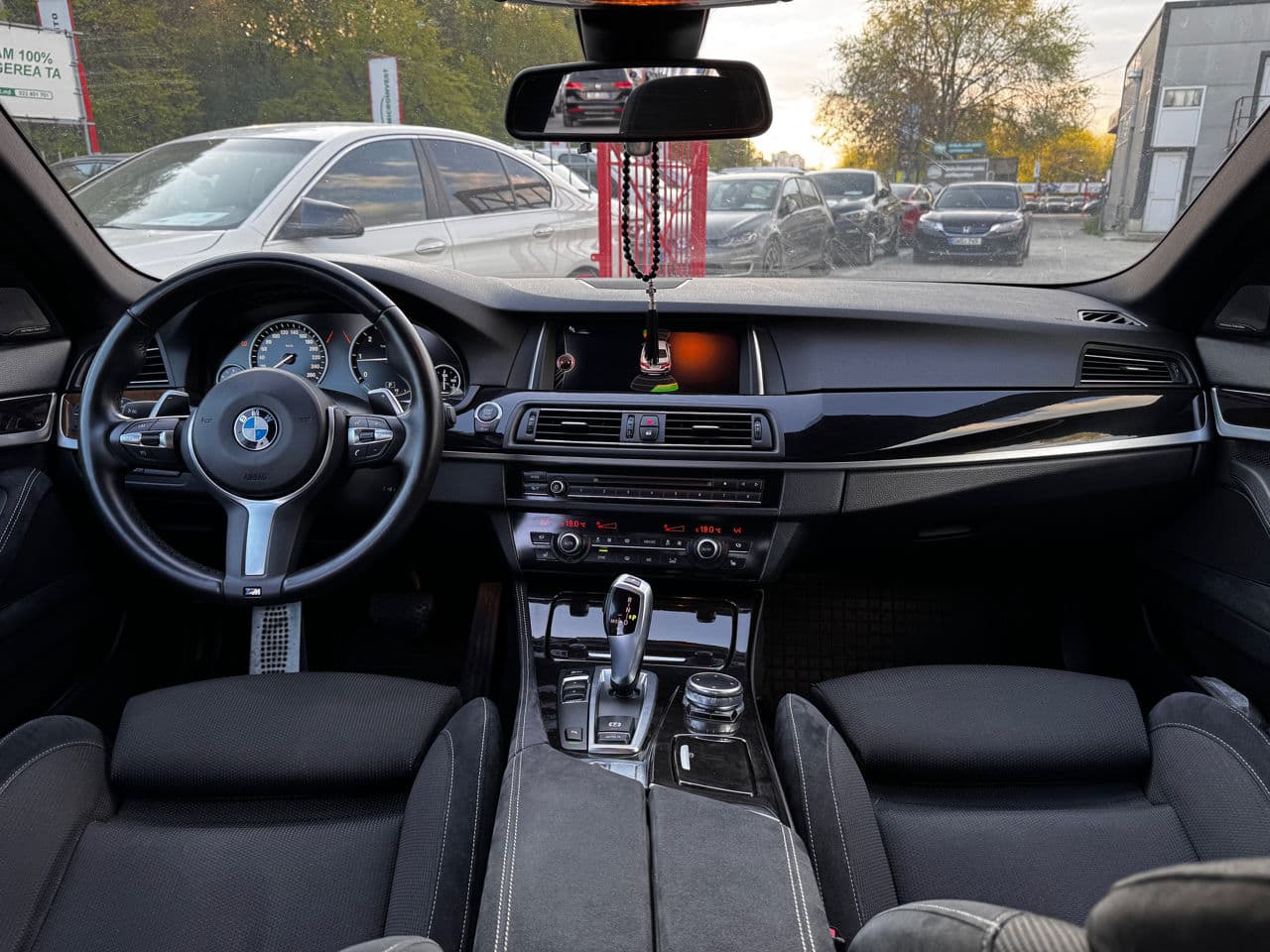 BMW 520 2016 — Миниатюра 9