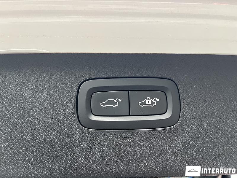 Volvo XC 90 2017 — Миниатюра 22