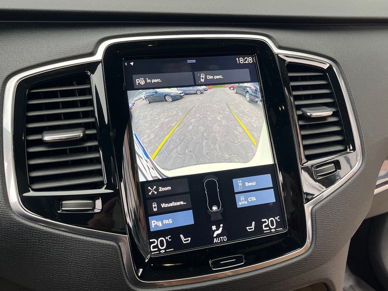 Volvo XC 90 2017 — Миниатюра 13